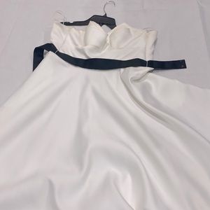 White Padded Sleeveless Designer Dress ; small (2) girls